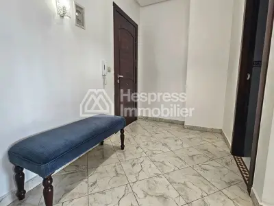 Bel Appartement en Location à la Corniche