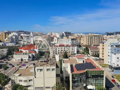 Superbe Appartement Spacieux avec Grande Terrasse