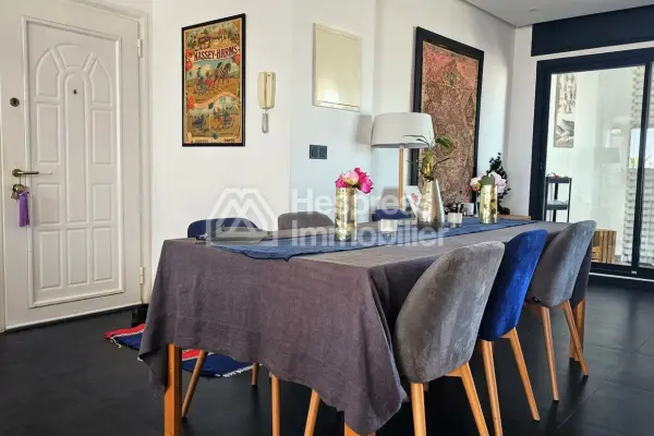 Superbe Appartement Spacieux avec Grande Terrasse