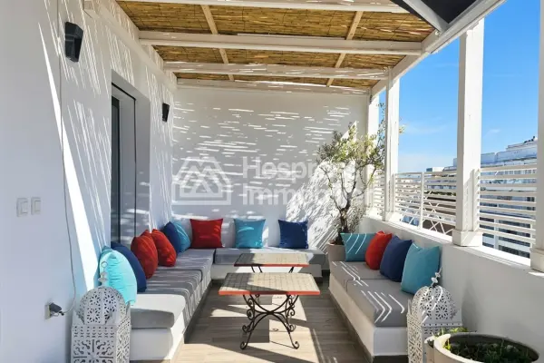 Superbe Appartement Spacieux avec Grande Terrasse