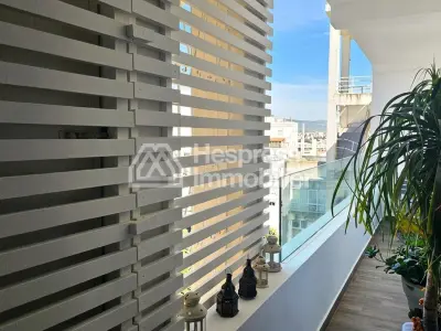 Superbe Appartement Spacieux avec Grande Terrasse