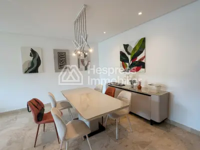 Appartement Chic Meublé à Louer Corniche Tanger