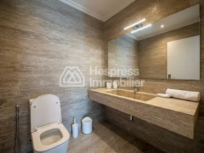 Appartement Chic Meublé à Louer Corniche Tanger