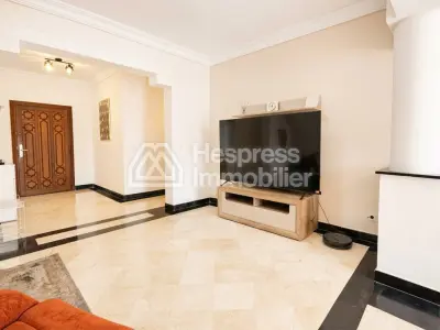 Spacious apartment for rent in Malabata