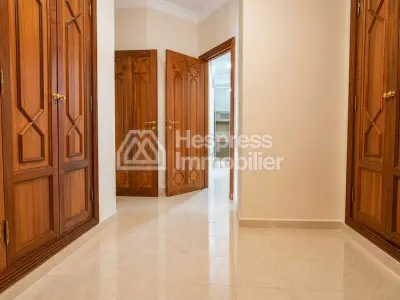 Spacious apartment for rent in Malabata