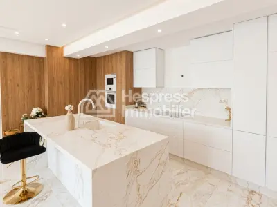 Luxury apartment for rent