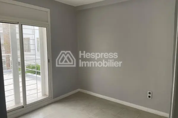 Modern villa for rent in Harhoura – 19,000 DH/month