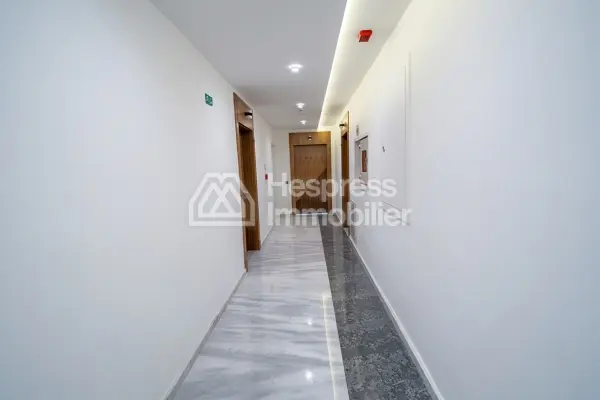 Set up your business in a duplex office