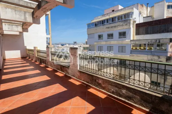 Superb Apartment with Terrace