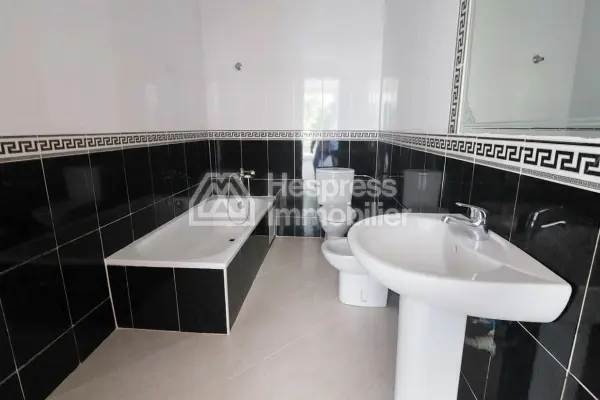 Apartment with Terrace for Sale