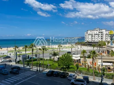 Bureau Haut Standing avec Vue sur Mer à Louer