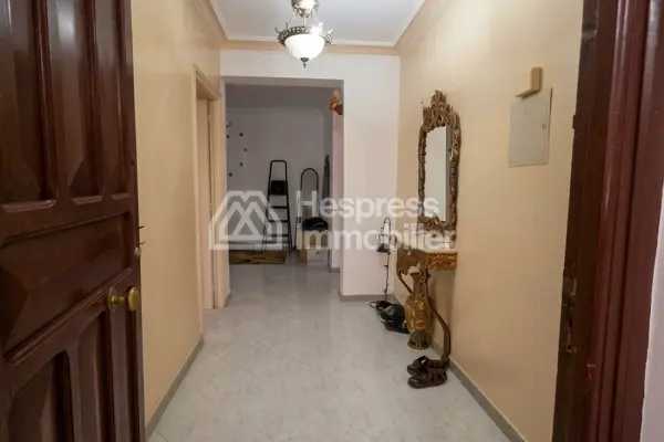 Beautiful apartment for rent at Mozart . 4 large rooms. Furnished.