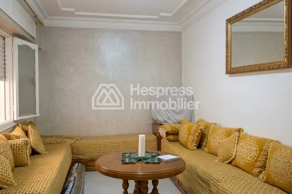 Beautiful apartment for rent at Mozart . 4 large rooms. Furnished.