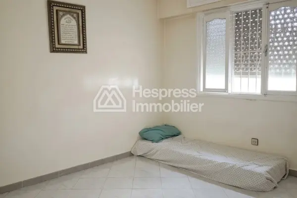 Beautiful apartment for rent at Mozart . 4 large rooms. Furnished.