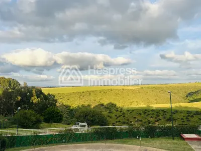 للبيع - فيلا في El Menzeh بإطلالة بانورامية