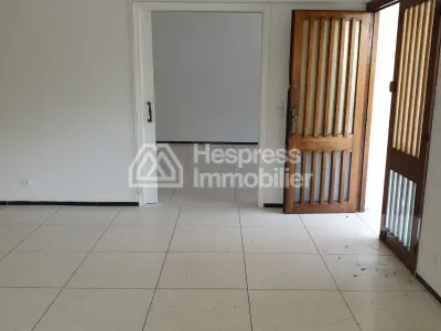 For rent – ​​Modern villa in Agdal , near the forest and the Lycée Descartes