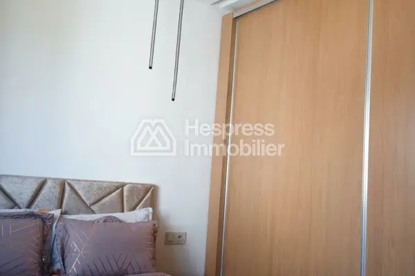 Apartment for sale in Hay Hassani . 3 comfortable bedrooms. Well furnished.