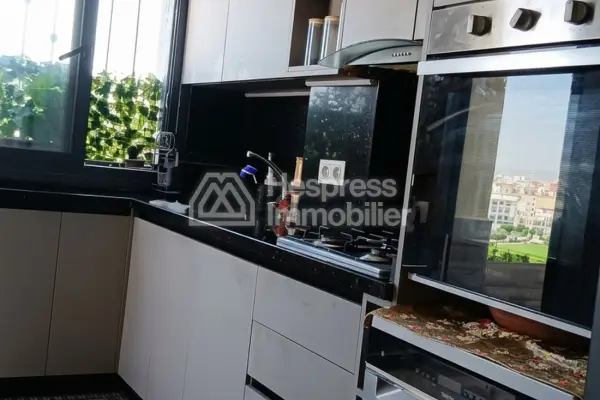 Apartment for sale in Hay Hassani . 3 comfortable bedrooms. Well furnished.