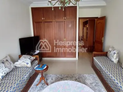 Grand appartement au quartier IBERIA