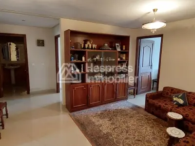 Grand appartement au quartier IBERIA