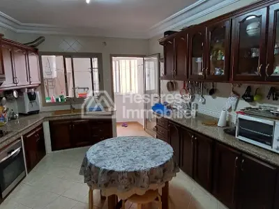 Grand appartement au quartier IBERIA