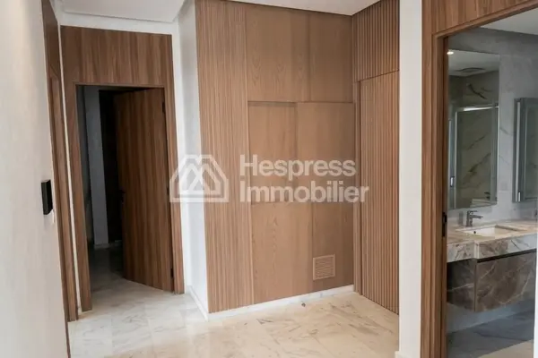 Luxury apartment in Malabata HILLS 256 m