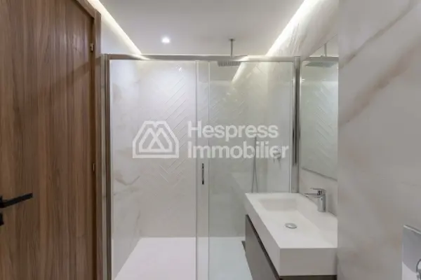 Luxury apartment in Malabata HILLS 94 M