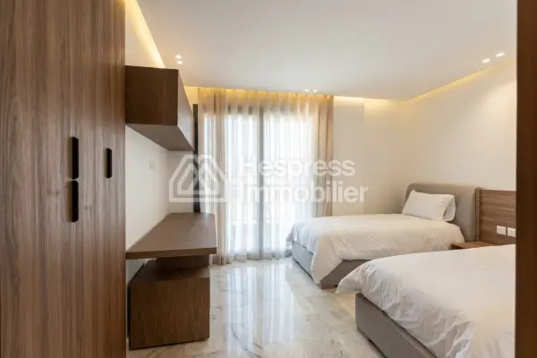 Luxury apartment in Malabata HILLS 94 M