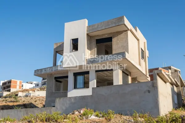Villa in Al Mnar with sea view, 326 m²