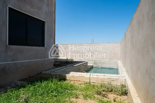 Villa in Al Mnar with sea view, 326 m²