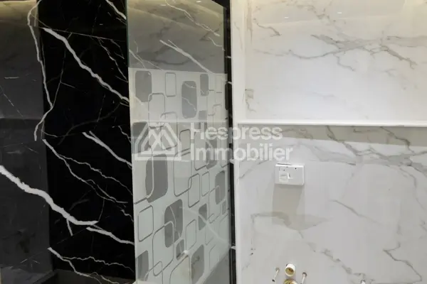 Luxury apartments at Moujahidine 110 m