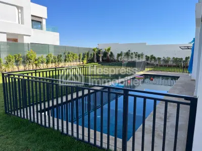 Villa d’exception à vendre à El Menzeh – Résidence sécurisée