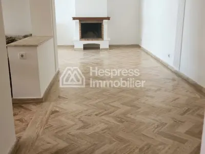 Bel appartement à vendre en plein boulevard Ghandi