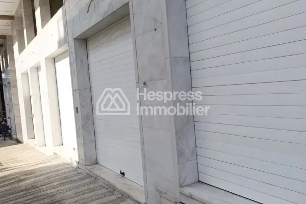 Commercial premises for rent in Moujahidine