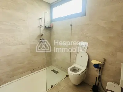 Villa d’exception à vendre à El Menzeh – Résidence sécurisée