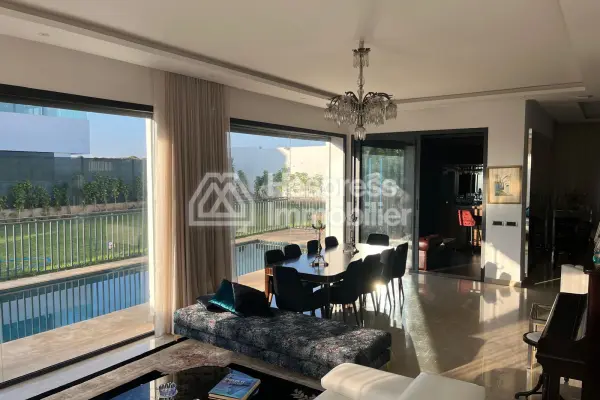Villa d’exception à vendre à El Menzeh – Résidence sécurisée