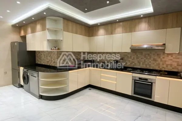 Beautiful apartment for rent in the Spanish Hospital area