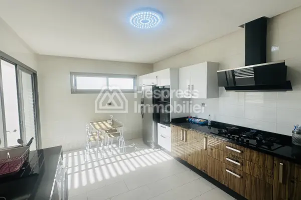 Appartement meublé d’exception à louer – Hay Riad