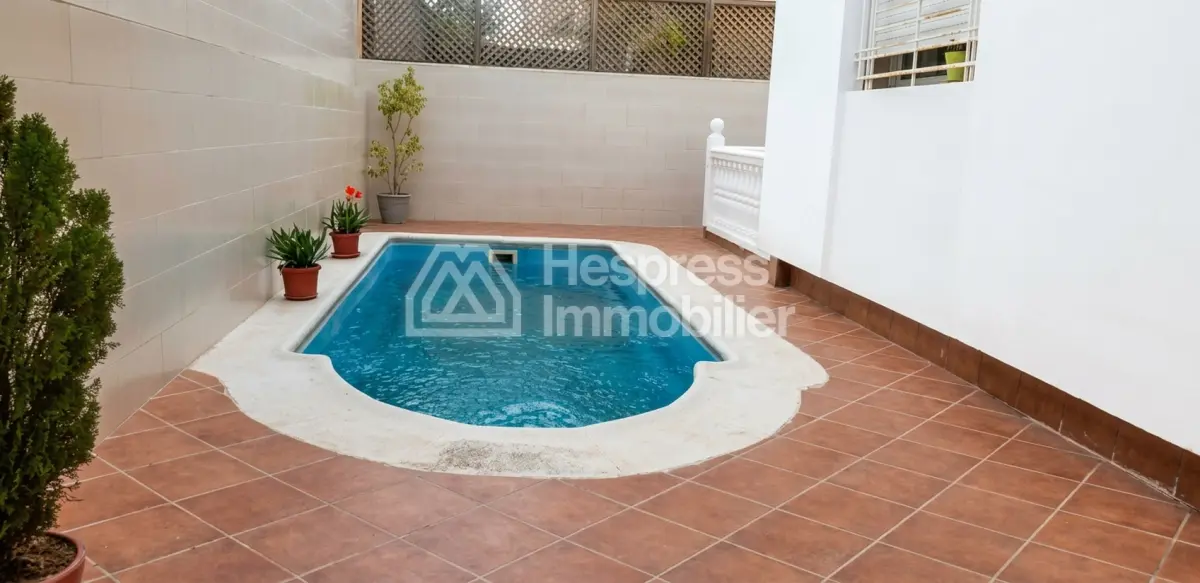 Emplacement villa EVC piscine sur la route Achakar