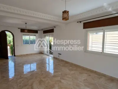 Emplacement villa EVC piscine sur la route Achakar