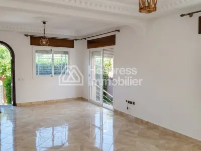 Emplacement villa EVC piscine sur la route Achakar