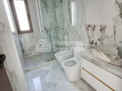 Luxury apartment for sale in Malabata Hills