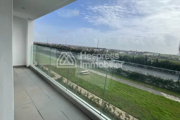 Villa neuve à louer à Harhoura – Résidence sécurisée