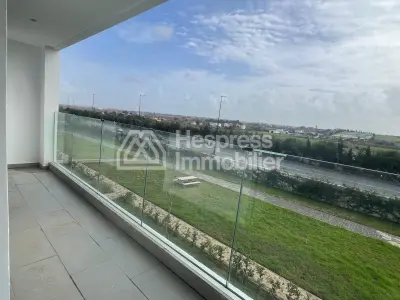 Villa neuve à louer à Harhoura – Résidence sécurisée