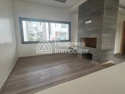 Villa neuve à louer à Harhoura – Résidence sécurisée