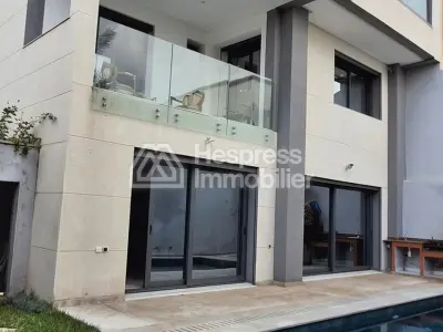 Location villa avec piscine à Rah Rah Tanger