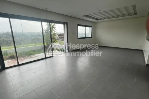 Villa neuve à louer à Harhoura – Résidence sécurisée