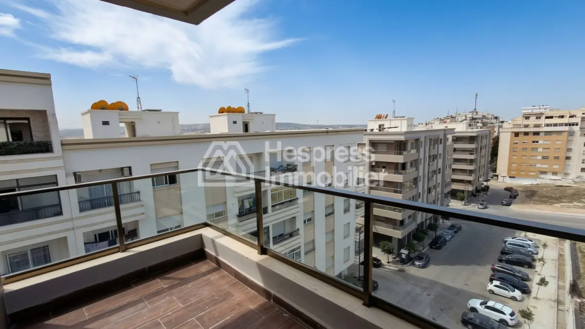 Appartement à louer à Riad Salam Marjane