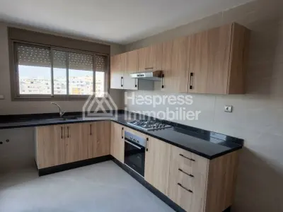 Appartement à louer à Riad Salam Marjane