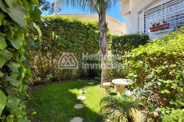 Villa with pool for sale in Achakar